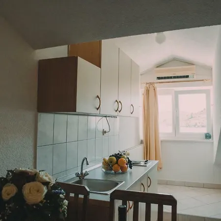 Starview Apartament